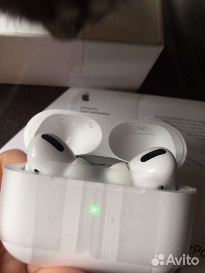 Airpods PRO + чехол