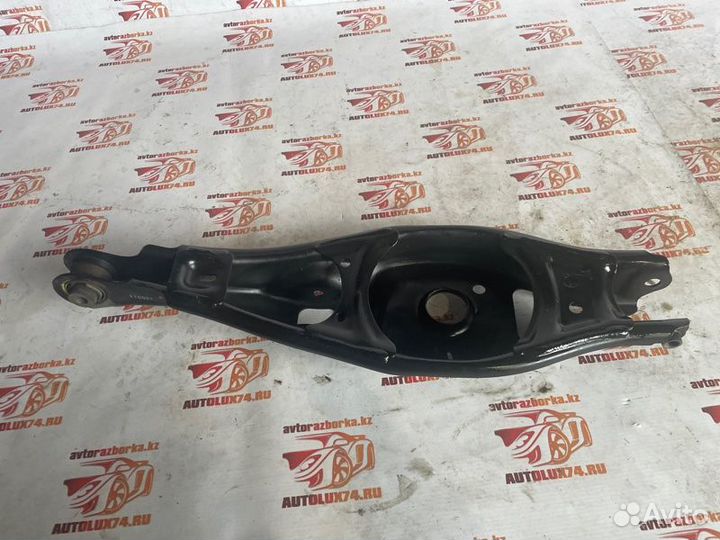 Рычаг поперечный задний левый Honda Cr-V 5 RW