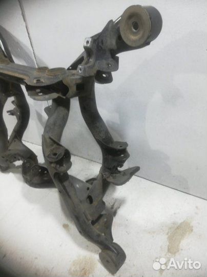 Балка задняя (подрамник) задняя Volkswagen Touareg