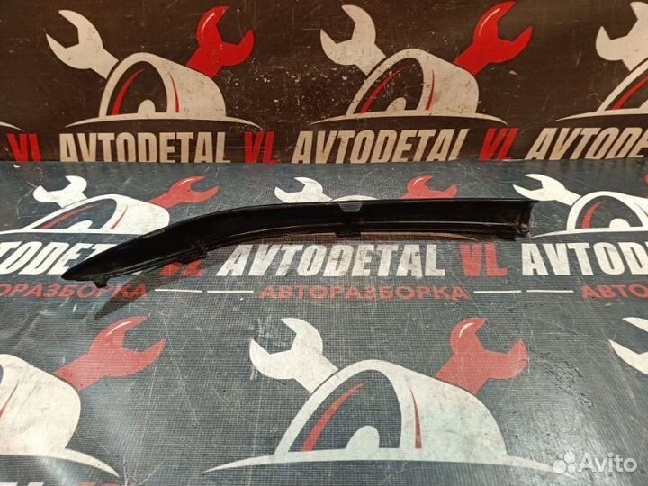 Молдинг бампера задний правый Ford Focus 1 хэтчбек