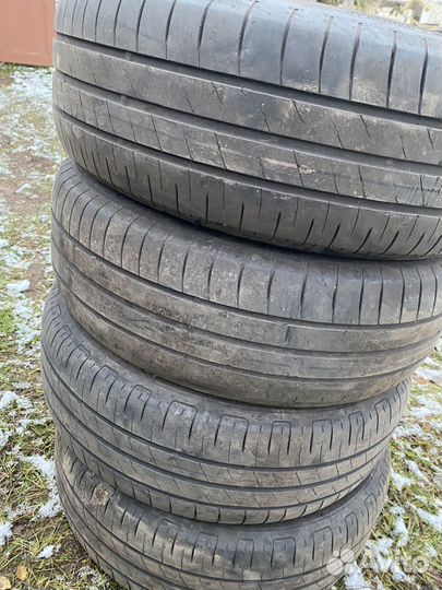 Goodyear Eagle Vector EV-2