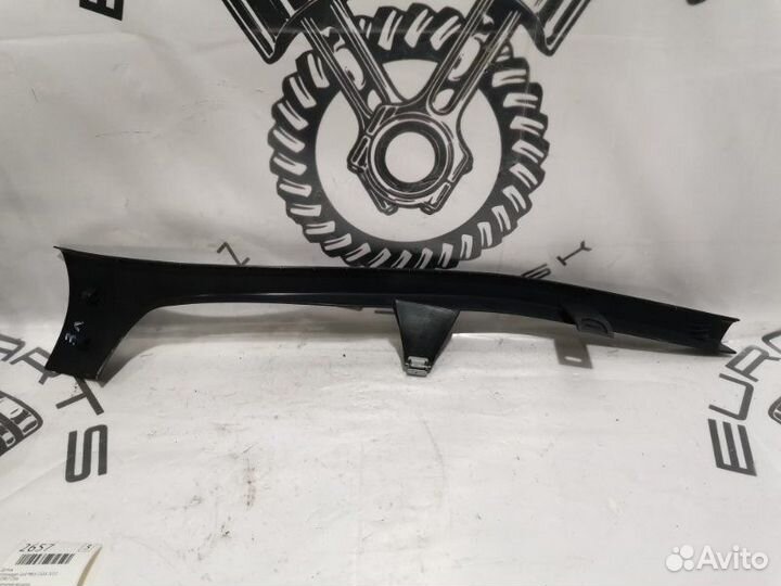 Накладка порога (внутренняя) задняя левая Volkswa