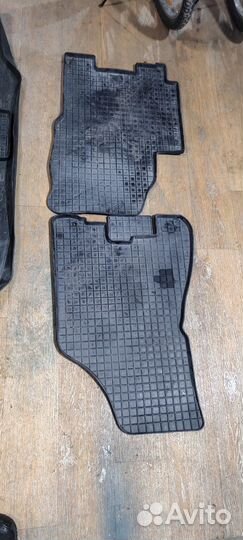 Продам коврики в хорошем состоянии