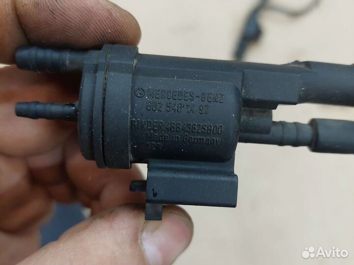 Вакуумный клапан mercedes 0025401497