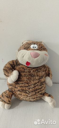 Плюшевый кот