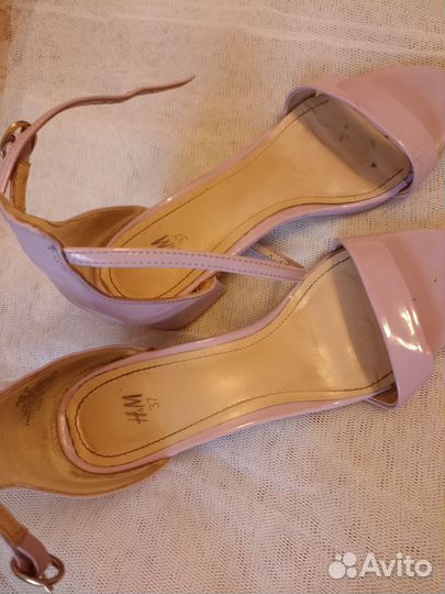 Босоножки женские 38 размер