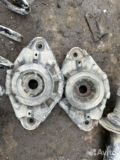 Nissan almera classic задние опоры стоек