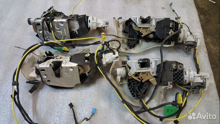 Замки дверей с доводчиком мерседес w220 присоски