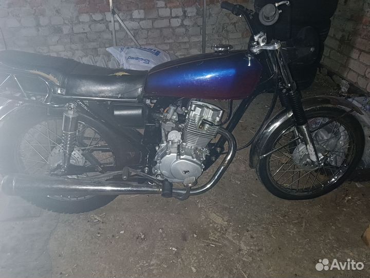 Bajaj 150