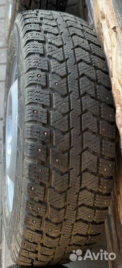 Колеса в сборе r16 зимние шипованные на ниву