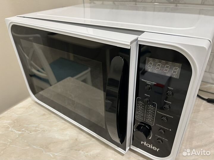 Микроволновая печь Haier hmx-dm218w