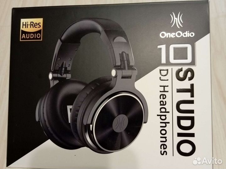 Наушники HI FI