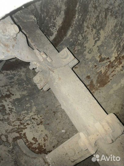 Пневмонагнетатель(пневмобетононасос)