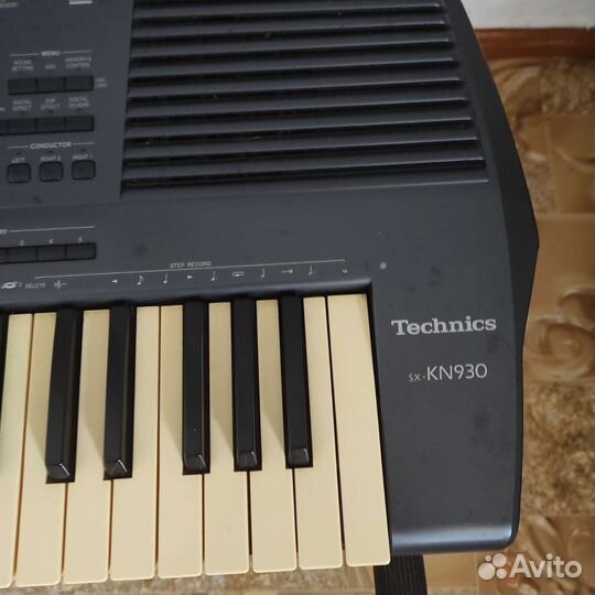 Синтезатор Technics SX-KN930