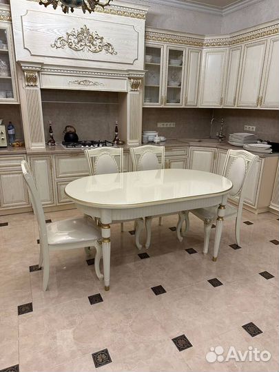 Столы и Стулья