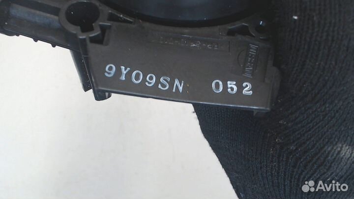 Шлейф руля Nissan Rogue, 2010