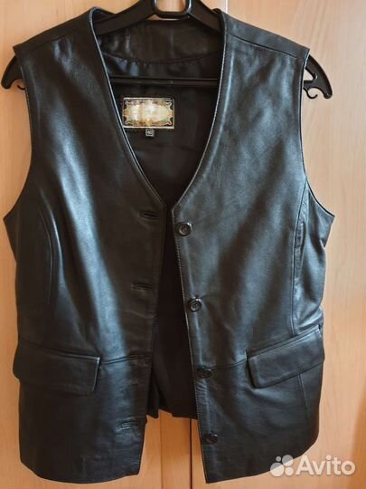 Кожаный жилет