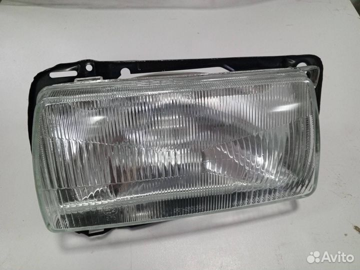 Фара передняя правая Volkswagen Jetta 2 1984-1992