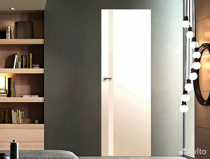 Стеклянная дверь на заказ