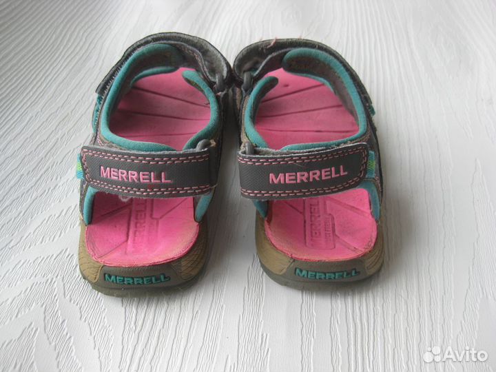 Сандали для девочки Merrell 30 р