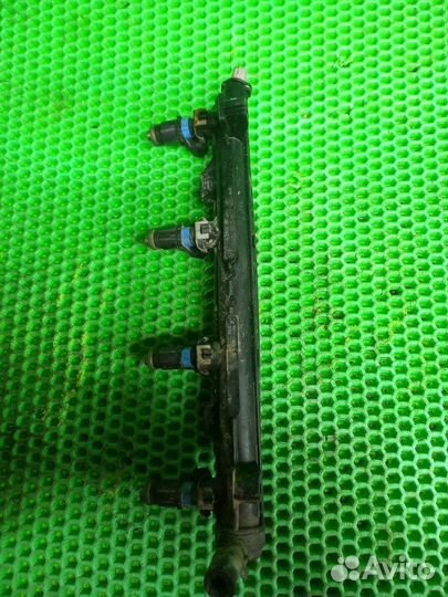 Топливная рампа Volkswagen Polo V CFN 2012