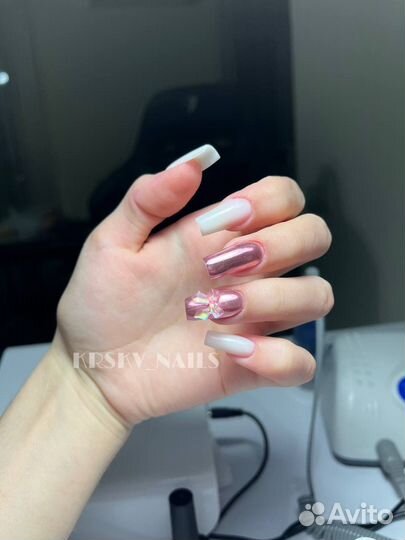 Нужна модель на маникюр