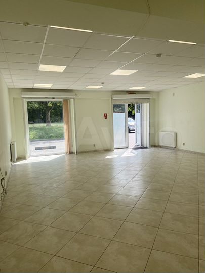 Торговая площадь, 55 м²