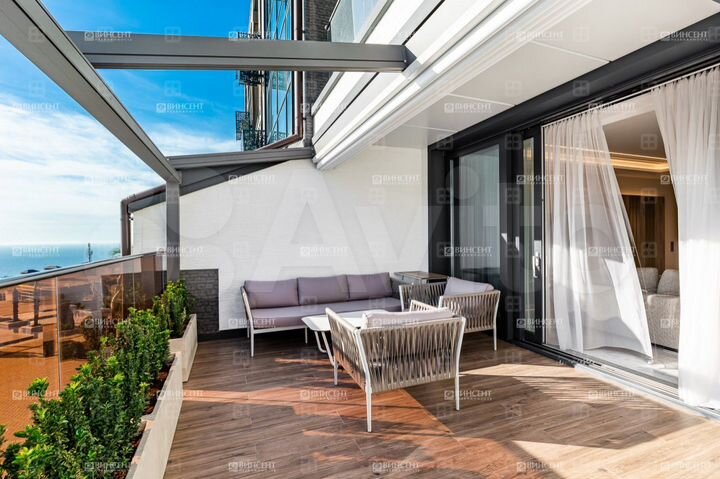 3-к. квартира, 126 м², 3/7 эт.