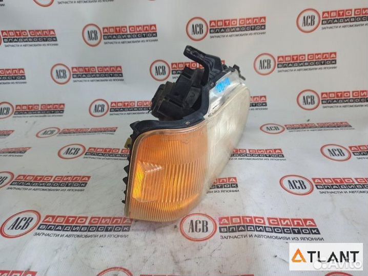 Фара правая honda stepwgn