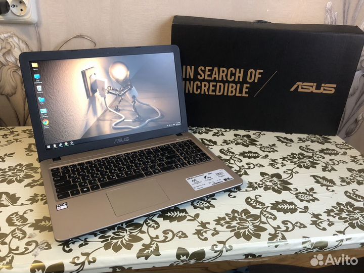 Ноутбук Asus