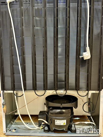 Холодильник Indesit MT08