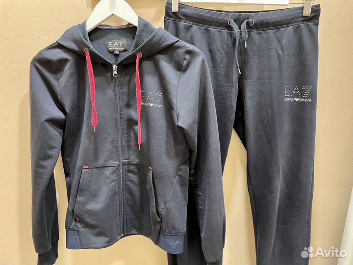 Спортивный костюм Armani женский оригинал