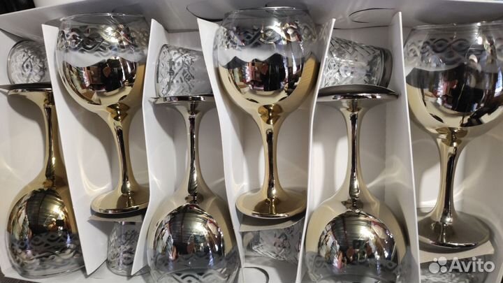 Набор фужеров