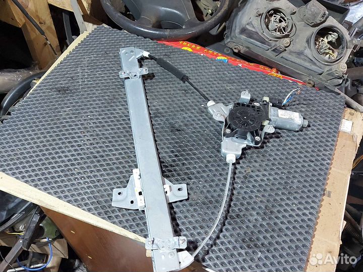 Стеклоподьемник передний левый для Hyundai Getz