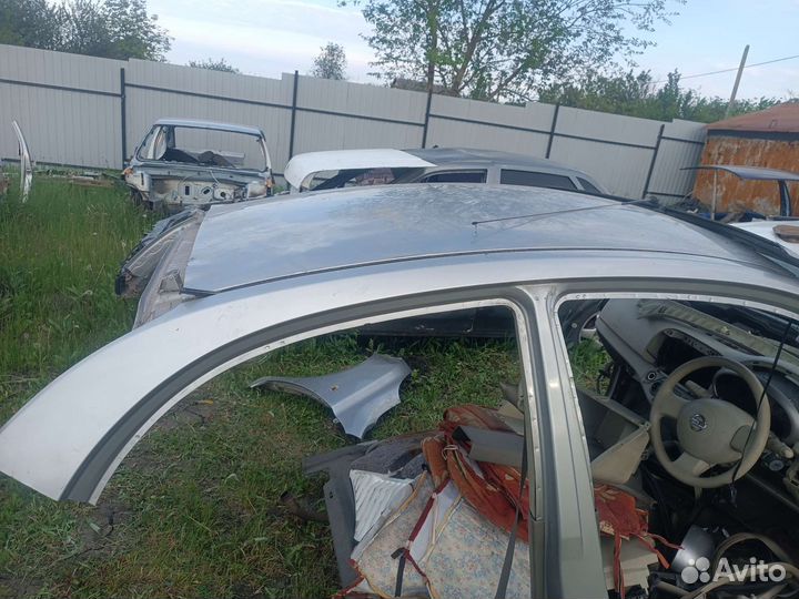 Крыша Ниссан Микра K12E Nissan Micra K12E Разборка