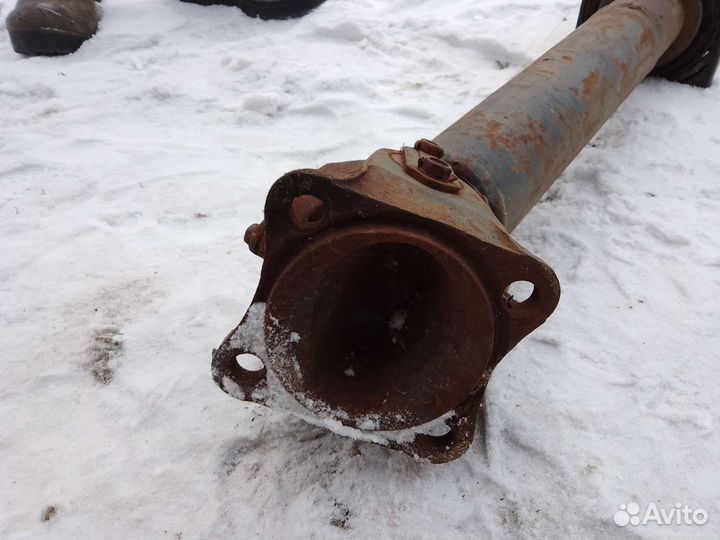 Карданный вал от ЗИЛ ммз 555