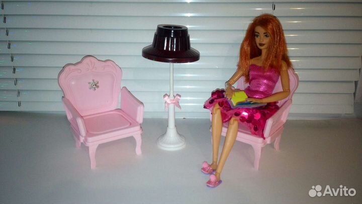 Набор мебели для кукол формата Барби