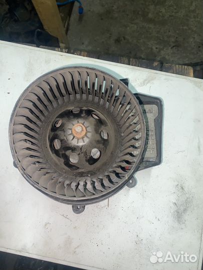 Вентилятор отопителя Mercedes W203
