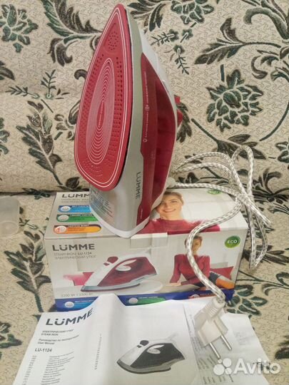 Утюг lumme