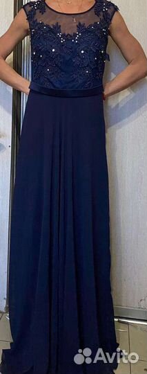 Вечернее платье