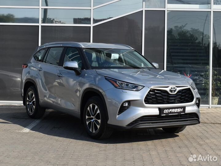 Toyota Highlander 2.4 AT, 2022, 76 км