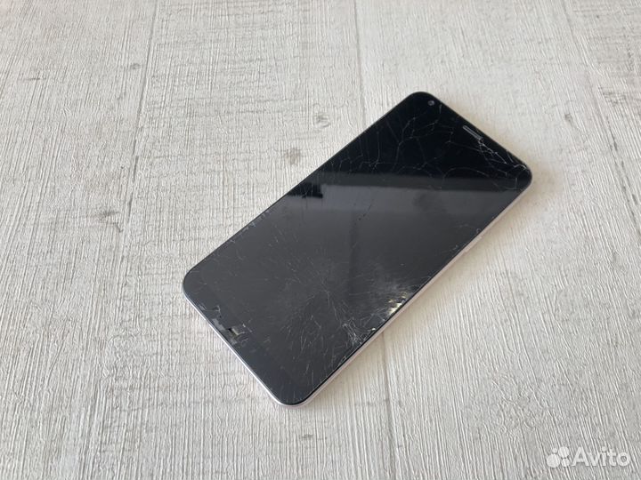 LG Q6 Alpha 2/16Гб LTE