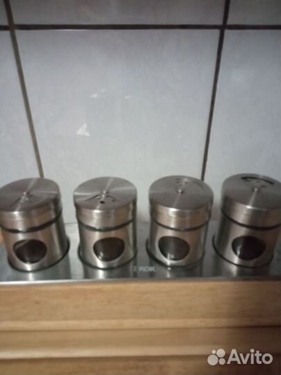 Баночки для специй на магнитах