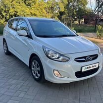 Hyundai Solaris 1.6 AT, 2013, 129 000 км, с пробегом, цена 1 135 000 руб.