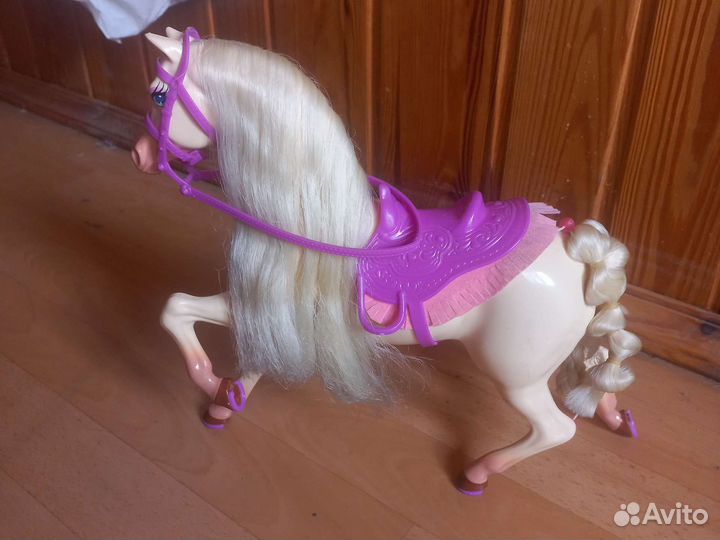 Лошадь для Барби Класси