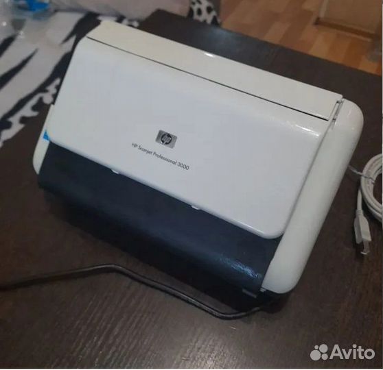 Сканер HP Scanjet Professional 3000