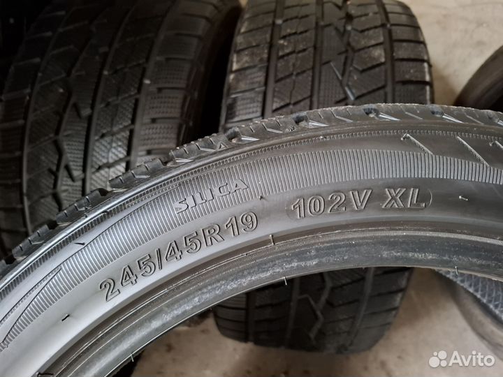 Saferich FRC79 245/45 R19 и 275/40 R19