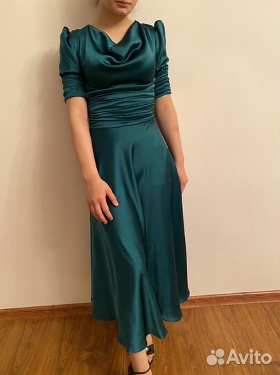 Вечернее платье, из атласа