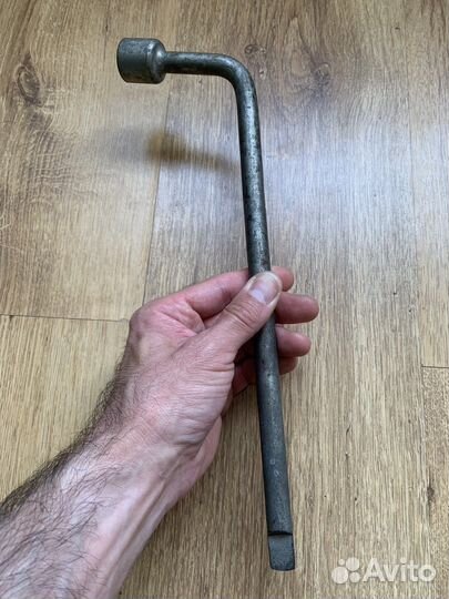 Балонный ключ 21 toyota