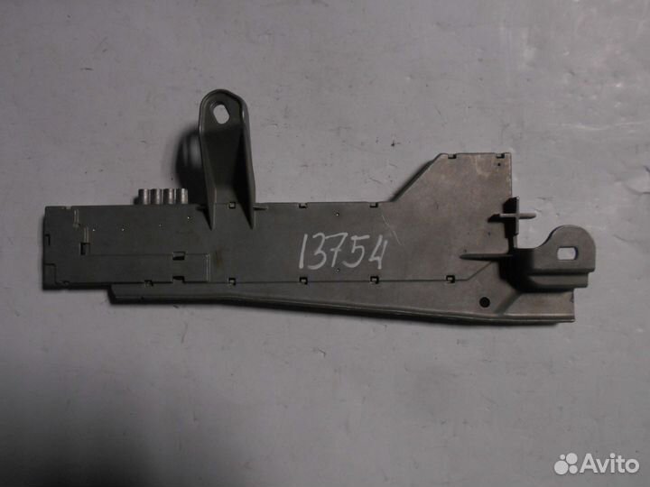 Антенный усилитель W211 A2118200089